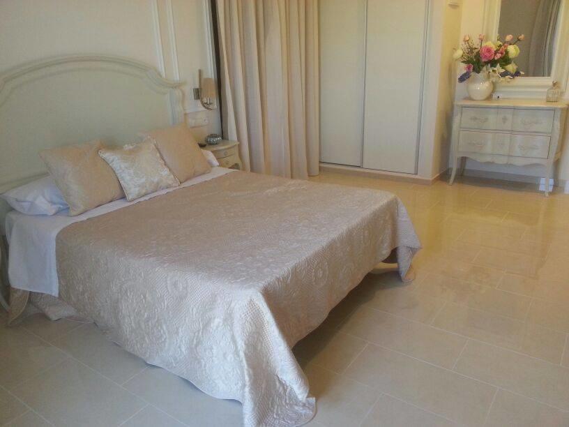 Hotel El Capricho Виянуева дел Трабуко Екстериор снимка