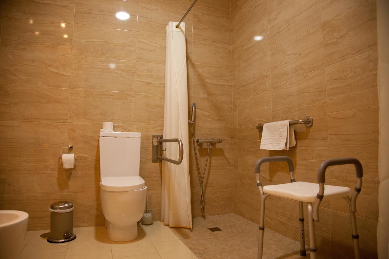 Hotel El Capricho Виянуева дел Трабуко Екстериор снимка